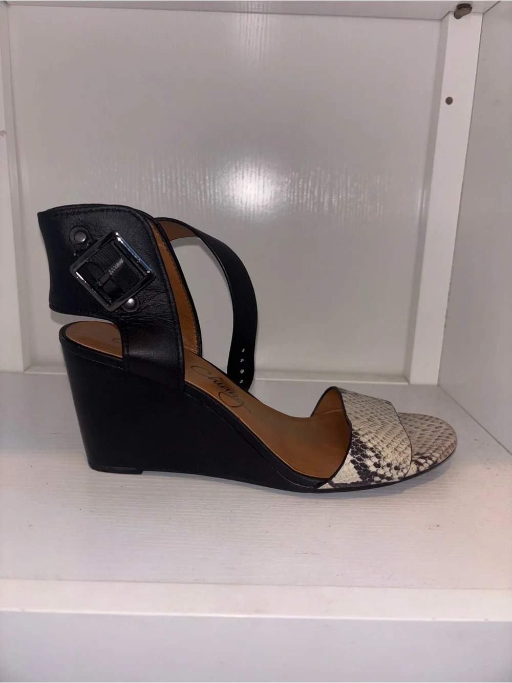 Arturo Chiang Black Leather Slingback with Snake-Print Toe